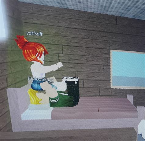 Alice farting on her slave 4 years. . Roblox facesitting fart